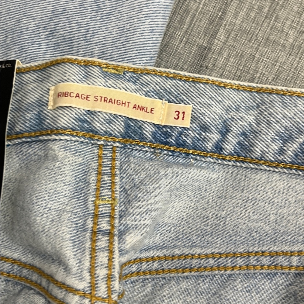 NWT-Levi’s RIBCAGE STRAIGHT ANKLE WOMEN'S JEANS - Picture 8 of 13